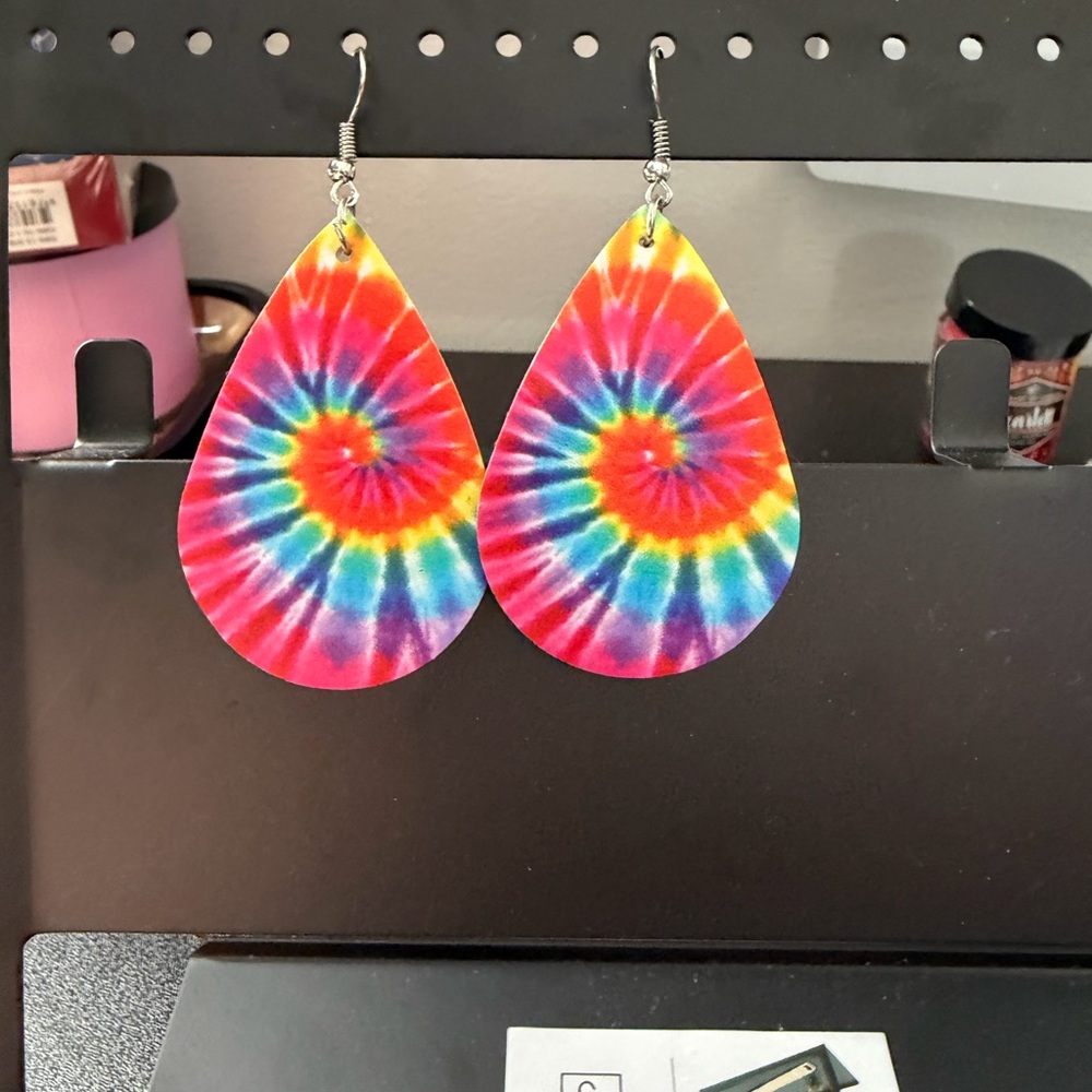 3 earring bundle - Picture 3 of 3